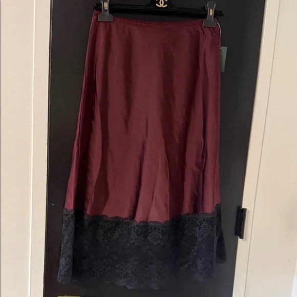 Wild Fable Burgundy Satin Slip Midi Skirt Black Lace Trim Womens Small - Picture 2 of 8